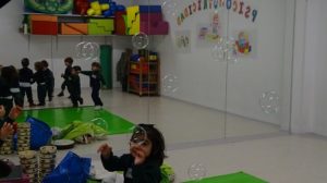 Taller de Musicoterapia en Nursery