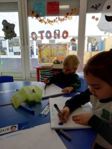 Trabajando el trazo oblicuo en 1º de Infantil