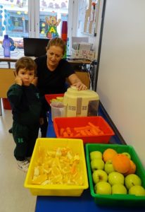 Zumo con frutas del otoño en Nursery 2