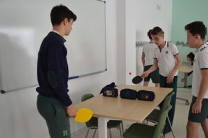 Clase de ping pong en 2º de ESO