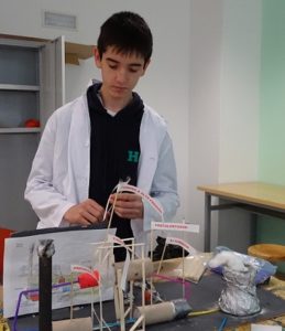 Creando una central nuclear en 1º de Bachillerato