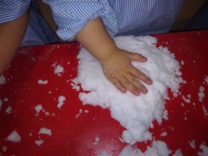 Haciendo nieve en Nursery 2