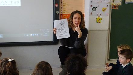 Proyecto trimestral en 1º de Infantil sobre las profesiones