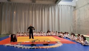 Ceremonia de cambio de cinturón en Judo