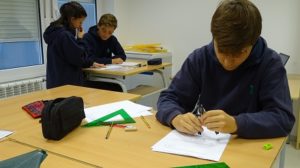 Dibujando polígonos regulares, en dibujo técnico en 1º de Bachillerato
