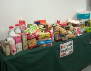 Harvest Festival en HBS para Las hermanitas de los pobres