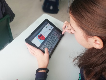 Diseñando sus nombres en Technologies en 2º de ESO