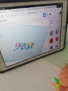 Diseñando sus nombres en Technologies en 2º de ESO