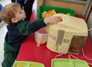 Experimentación con fruta en Nursery 1