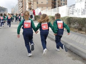 Carrera Kilómetros de solidaridad en Primaria