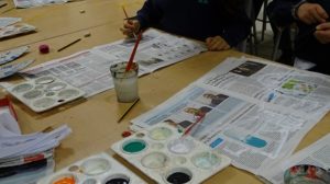 PINTANDO PERIÓDICOS EN ARTS EN 5º DE PRIMARIA