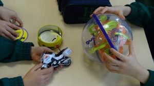 En social, los alumnos de de 3p comienzan a trabajar la unidad de Europa.