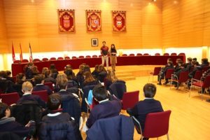 Visita al ayuntamiento de Tres Cantos de los alumnos de 5º de Primaria