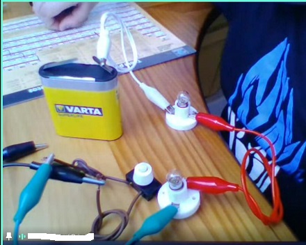 La electricidad en el CLub de las ciencias en 5º de Primaria