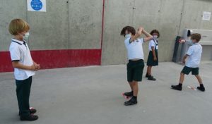 Representando deportes en 2º de Primaria