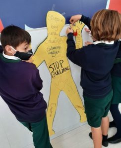 Día internacional contra la violencia y el acoso en la escuela en Primaria